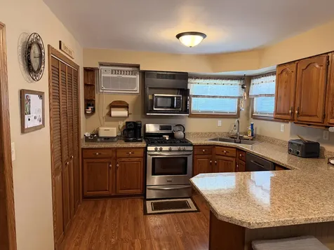 14522 Saint Louis Avenue Midlothian IL 60445