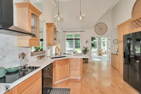 1749 Bittersweet Drive St. Anne IL 60964
