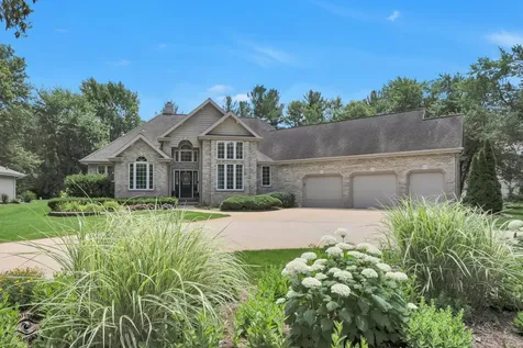 1749 Bittersweet Drive St. Anne IL 60964