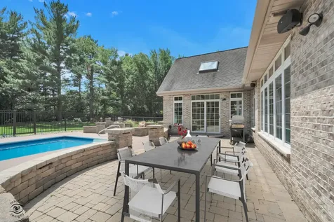 1749 Bittersweet Drive St. Anne IL 60964