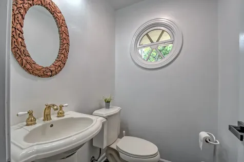 104 East Louis Avenue Lake Forest IL 60045