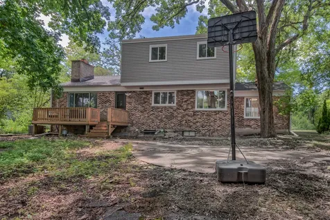 104 East Louis Avenue Lake Forest IL 60045