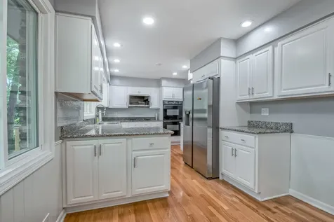 104 East Louis Avenue Lake Forest IL 60045