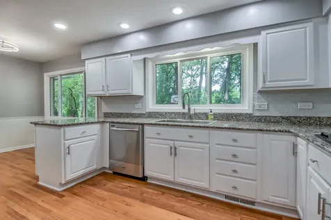 104 East Louis Avenue Lake Forest IL 60045