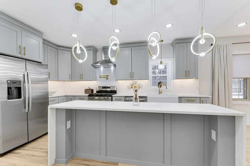 5218 West 55th Street Chicago IL 60638