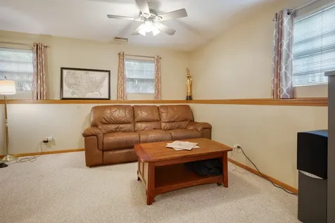 1549 Sawgrass Court Elgin IL 60123