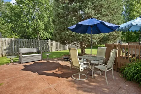 1549 Sawgrass Court Elgin IL 60123