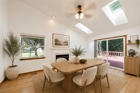 362 Chaparral Circle Elgin IL 60120