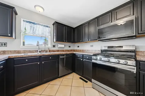1516 Saddle Run Lane Beecher IL 60401