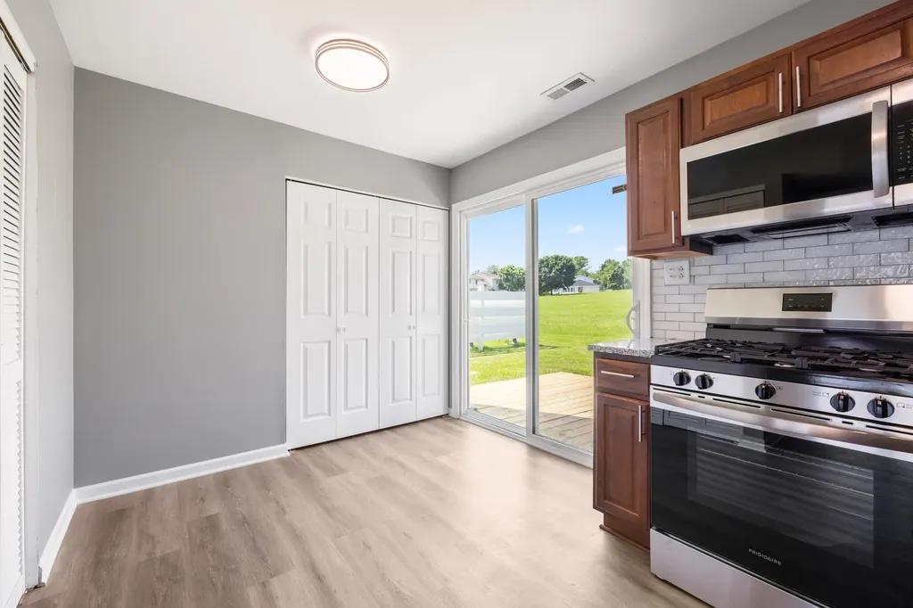 462 Degas Circle Bolingbrook IL 60440