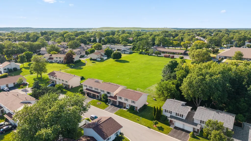 462 Degas Circle Bolingbrook IL 60440