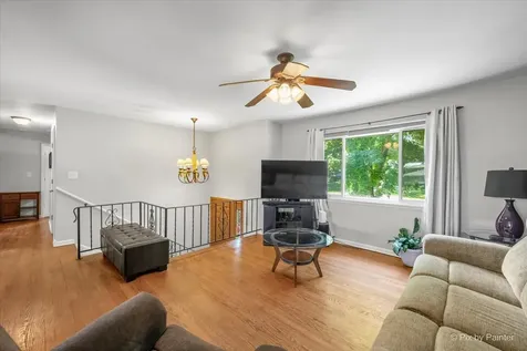 29W264 Lee Road West Chicago IL 60185
