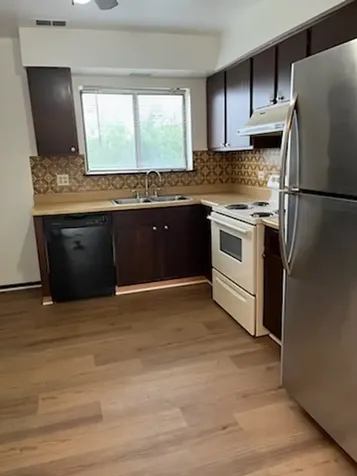1779 Rand Road Des Plaines IL 60016