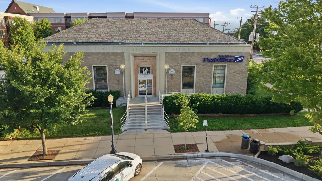 1065 Barneswood Drive Downers Grove IL 60515