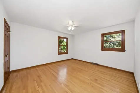 1065 Barneswood Drive Downers Grove IL 60515