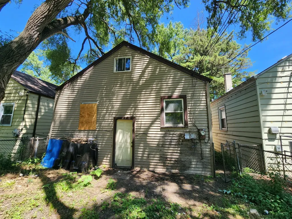12030 South Wentworth Avenue Chicago IL 60628