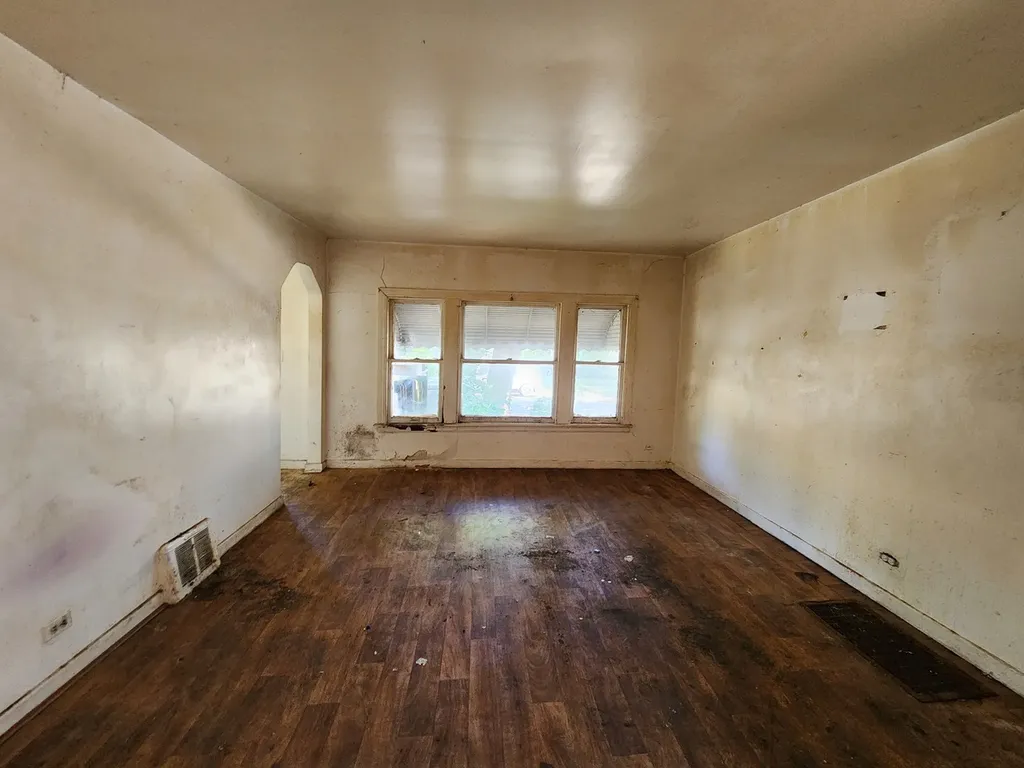 12030 South Wentworth Avenue Chicago IL 60628