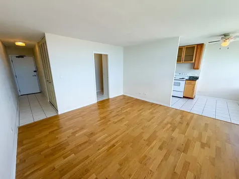 6171 North Sheridan Road Chicago IL 60660