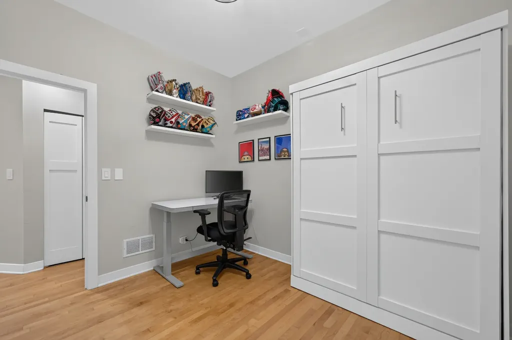 1022 North Wood Street Chicago IL 60622