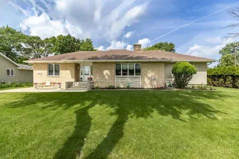 18622 Burnham Avenue Lansing IL 60438