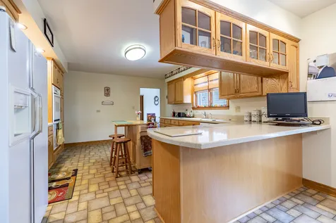 18622 Burnham Avenue Lansing IL 60438