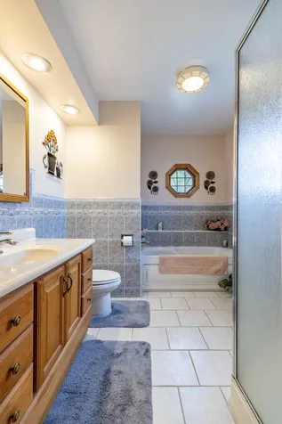 18622 Burnham Avenue Lansing IL 60438