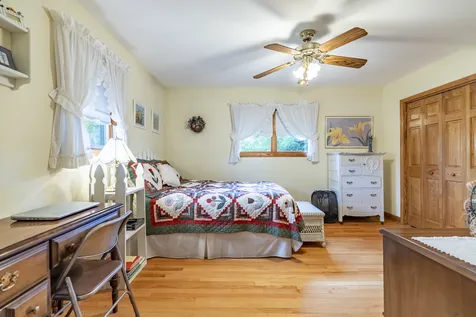 18622 Burnham Avenue Lansing IL 60438