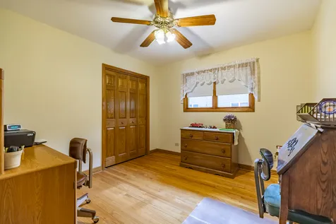 18622 Burnham Avenue Lansing IL 60438