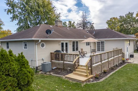18622 Burnham Avenue Lansing IL 60438