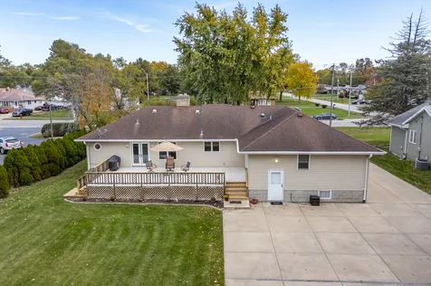 18622 Burnham Avenue Lansing IL 60438