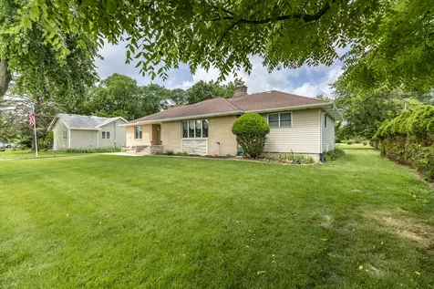 18622 Burnham Avenue Lansing IL 60438