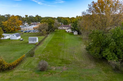 18622 Burnham Avenue Lansing IL 60438