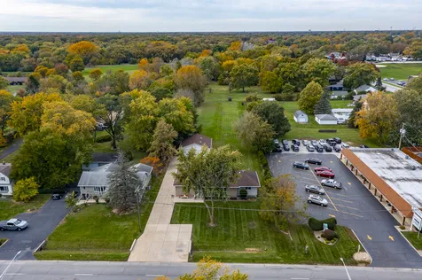 18622 Burnham Avenue Lansing IL 60438