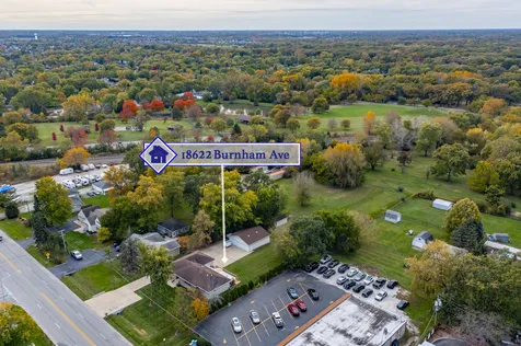 18622 Burnham Avenue Lansing IL 60438