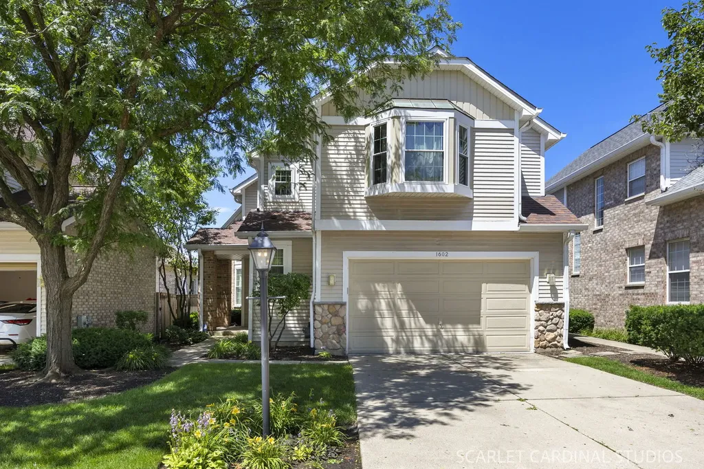 1602 Astor Avenue Oakbrook Terrace IL 60181
