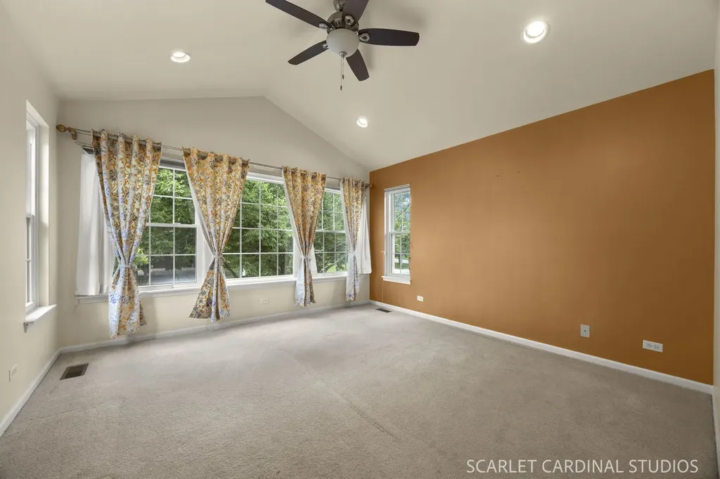 1602 Astor Avenue Oakbrook Terrace IL 60181