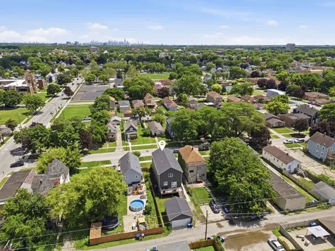 612 South 13th Avenue Maywood IL 60153