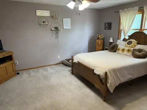 1891 Indian Springs Court Freeport IL 61032