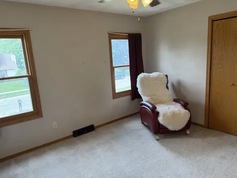 1891 Indian Springs Court Freeport IL 61032