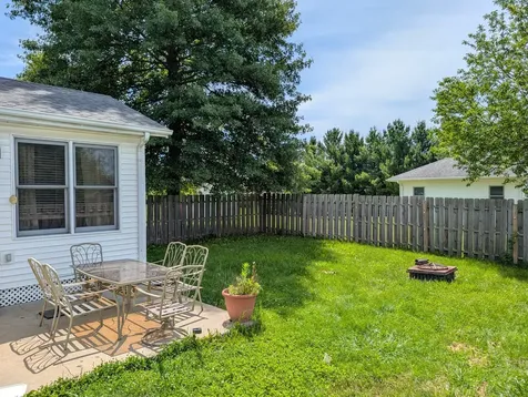 1891 Indian Springs Court Freeport IL 61032