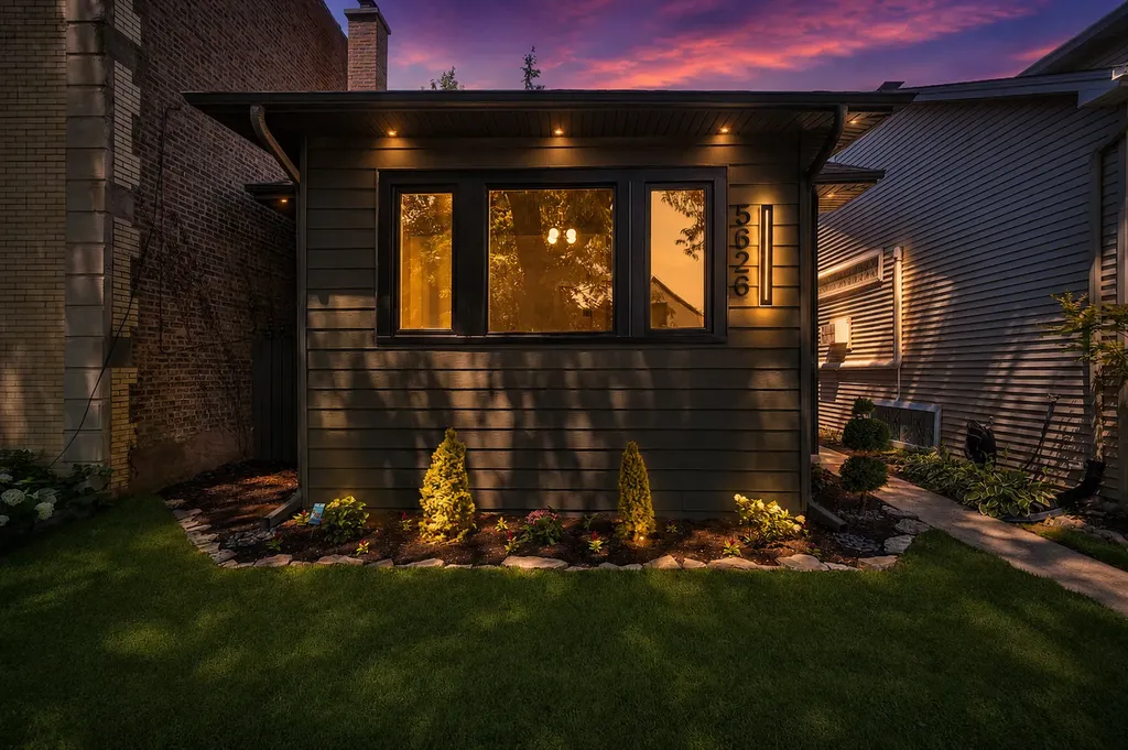5626 North Miltimore Avenue Chicago IL 60646
