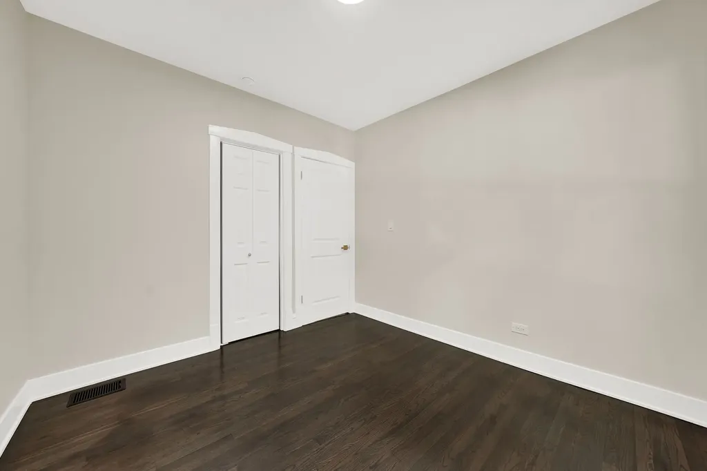 5626 North Miltimore Avenue Chicago IL 60646