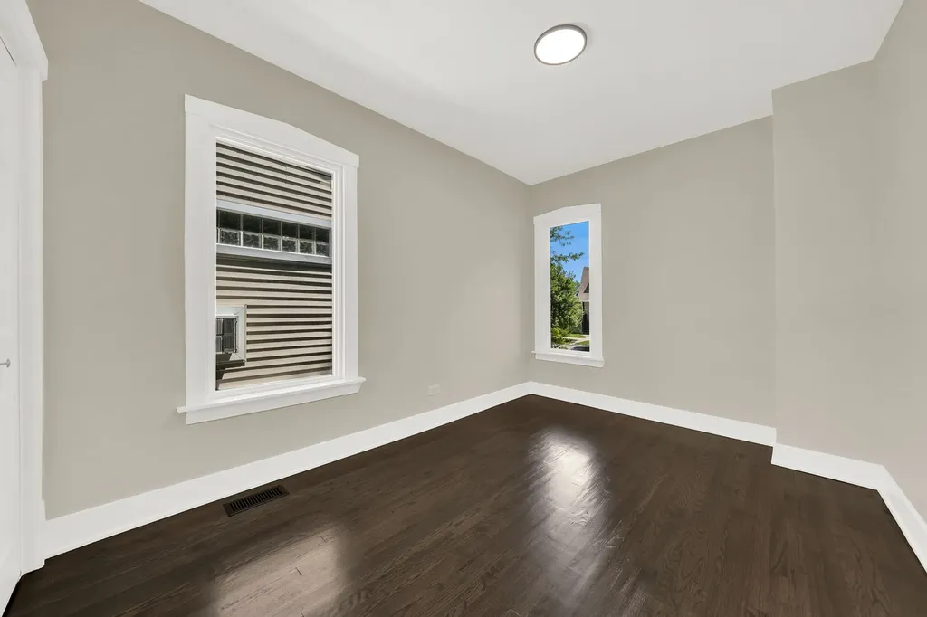 5626 North Miltimore Avenue Chicago IL 60646