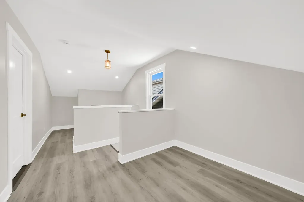 5626 North Miltimore Avenue Chicago IL 60646