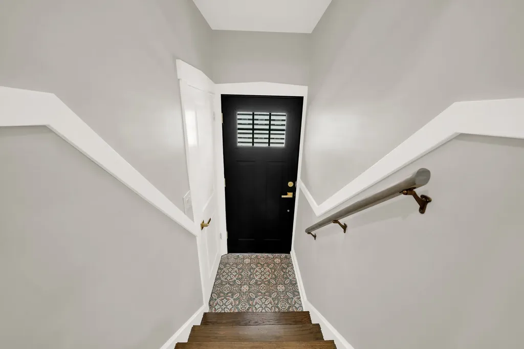 5626 North Miltimore Avenue Chicago IL 60646