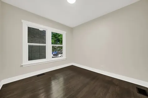 5626 North Miltimore Avenue Chicago IL 60646
