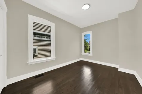 5626 North Miltimore Avenue Chicago IL 60646