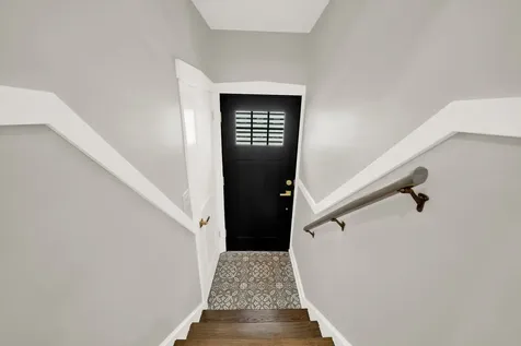 5626 North Miltimore Avenue Chicago IL 60646