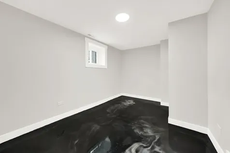 5626 North Miltimore Avenue Chicago IL 60646