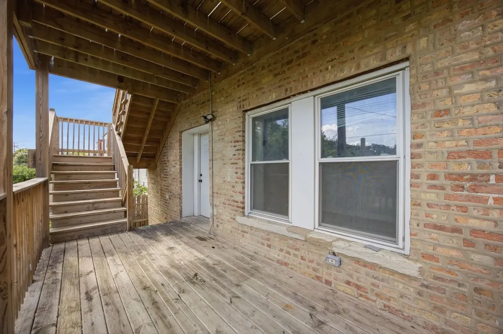 4513 West West End Avenue Chicago IL 60624